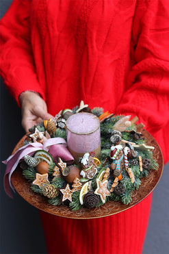 Gellia, stroik ze świecą na talerzu, wym.12x33cm 