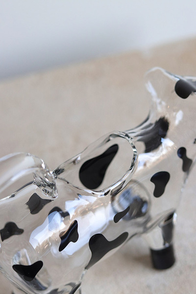 Krówka, szklany mlecznik