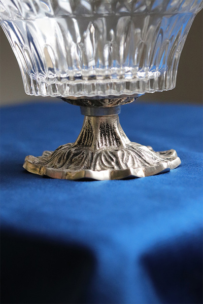 Nieborów, posrebrzana patera z kryształem