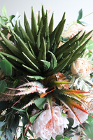 Sand Flowers, dekoracja kwiatowa w naczyniu