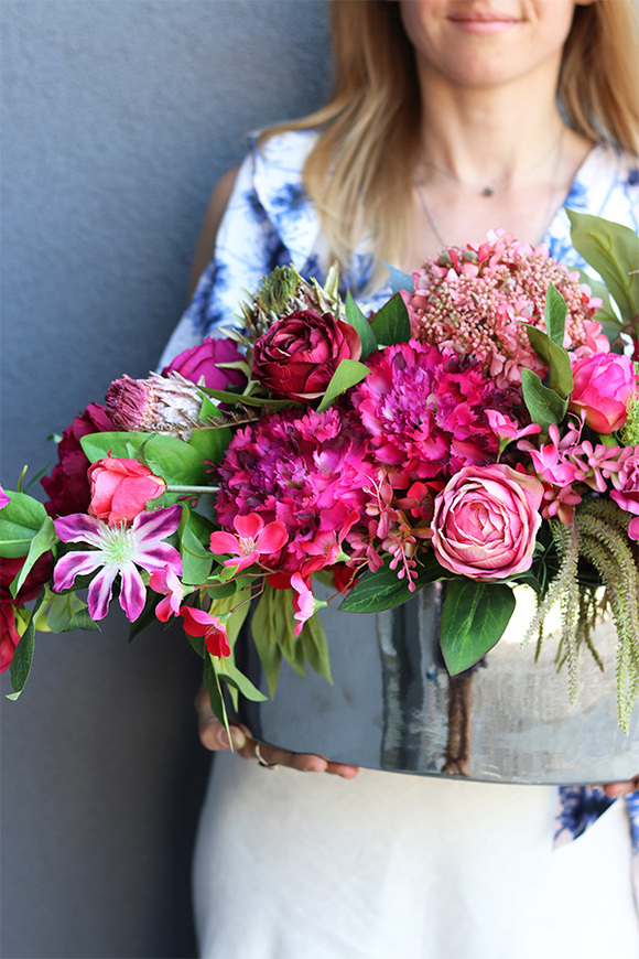 Rosetta Manfredo, różowa kompozycja w naczyniu