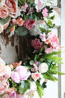 bogaty wianek na drzwi z różami, Refratia, śr.45cm