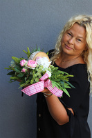 Nelida Angels, dekoracja nagrobna na plastrze drewna