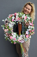 Nelida, różowy wianek na drzwi, śr.49cm