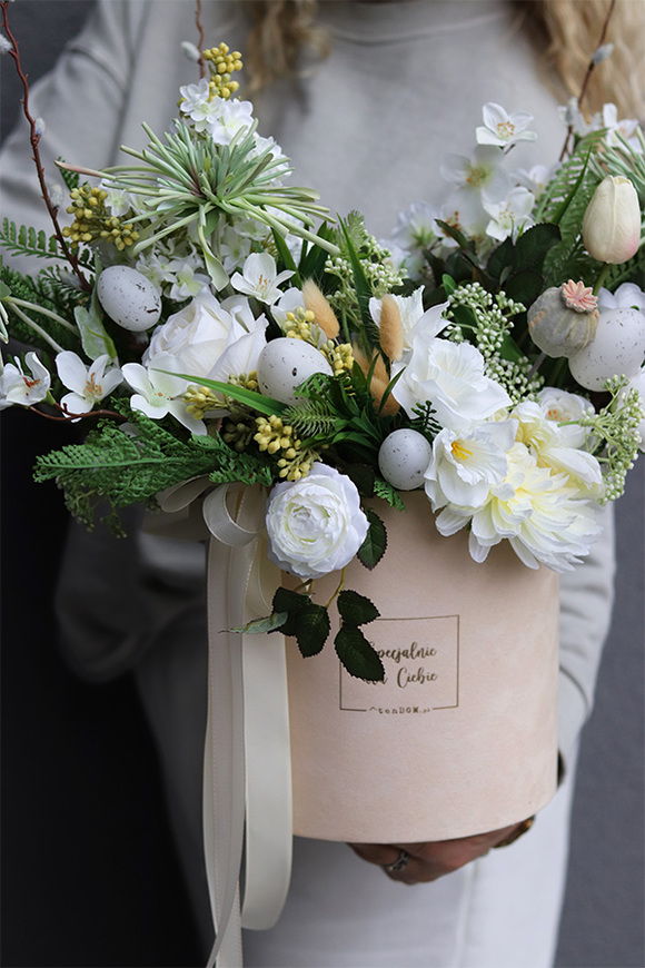 Aleksandra, wiosenny flowerbox welurowy