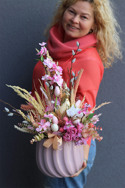 Pink Lady Bunny, kompozycja wielkanocna