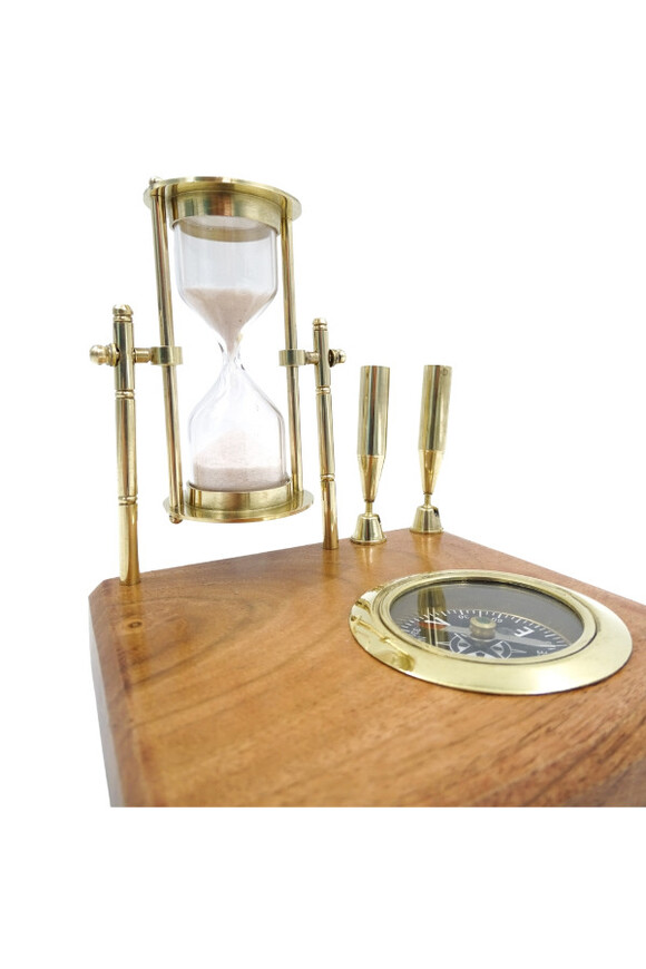 Times, elegancki organizer gabinetowy z kompasem i klepsydrą