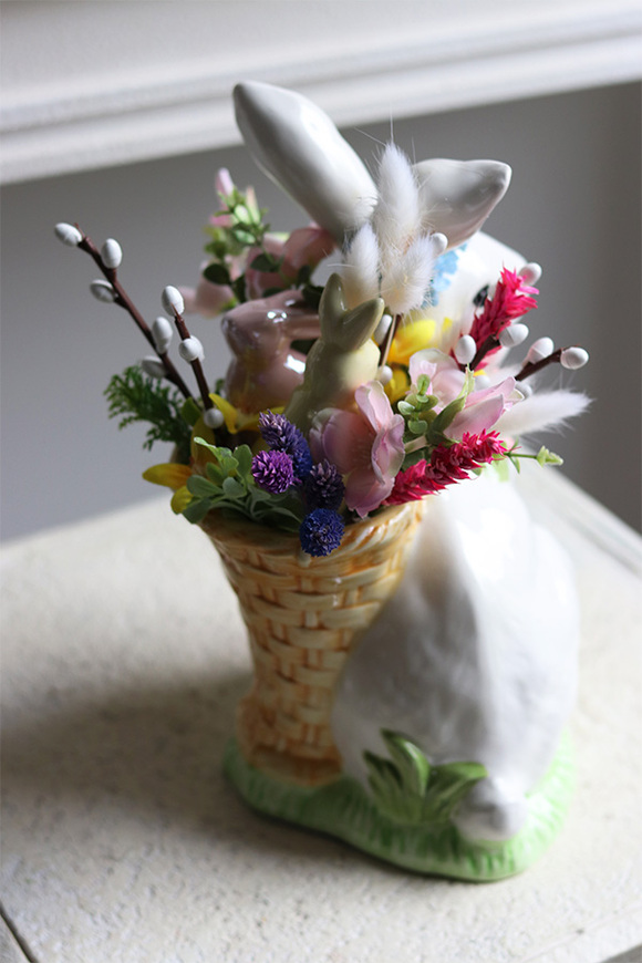 Zajączek Lady, wielkanocna kompozycja z zającem