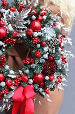 Czerwień w Domu, świąteczny wianek dekoracyjny, śr.47cm