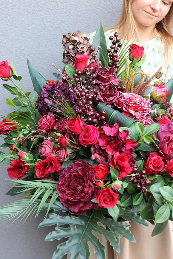  Gretlo Red, elegancka kompozycja nagrobna, dł.80cm 