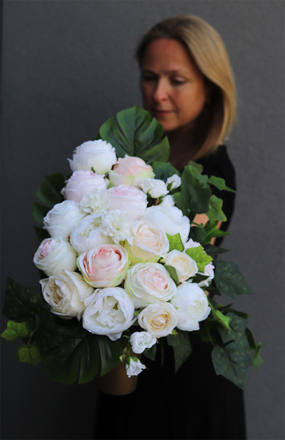 Celestina Deluxe, bukiet nagrobny we wkładzie, wys.56cm 