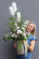 Villano Belladia LED, kompozycja w wysokim wazonie