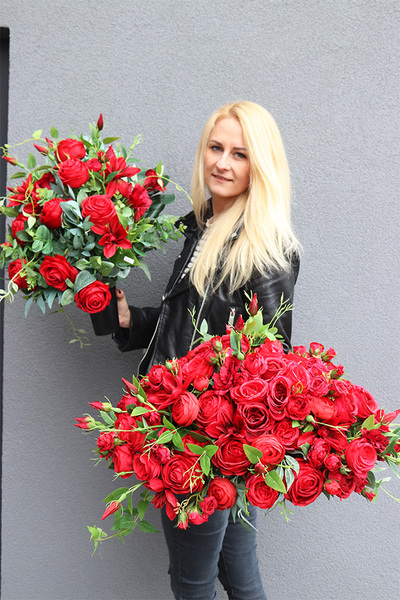 Czerwona Łuna, kompozycja nagrobna w misie, wym.37x57cm