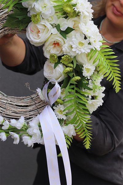 Redri, komunijny wianek na drzwi