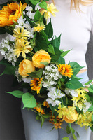 Słonecznikowy Gaj, bogata girlanda kwiatowa