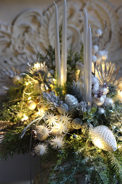 Łyżwy Figurowe, adwentowy stroik ze świecami w łyżwach