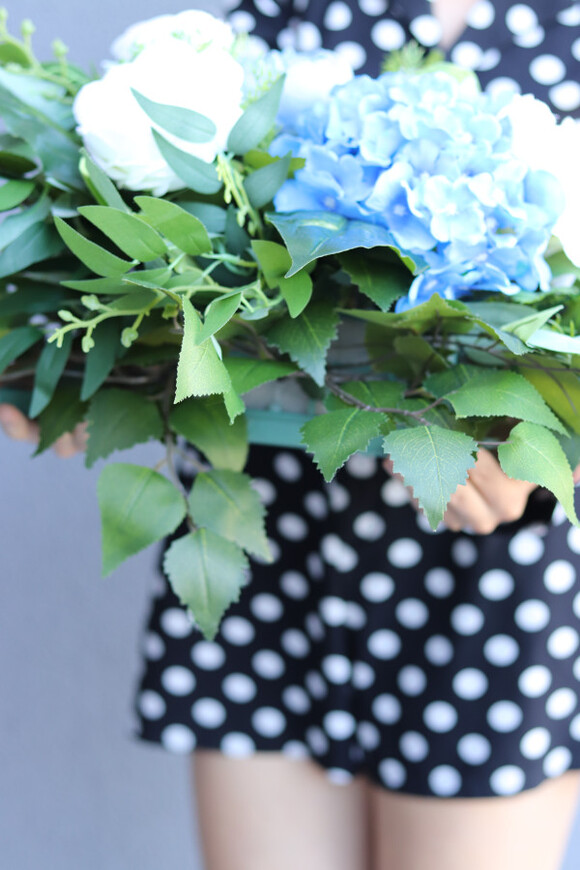 Blue Milenia, wiązanka nagrobna na florecie