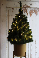 Konika Fera A, choinka sztuczna w donicy na stojaku