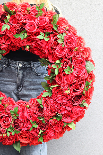 Red Home, duży czerwony wianek