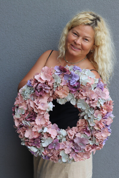 Hydrangea romance, jesienny wianek z hortensjami	