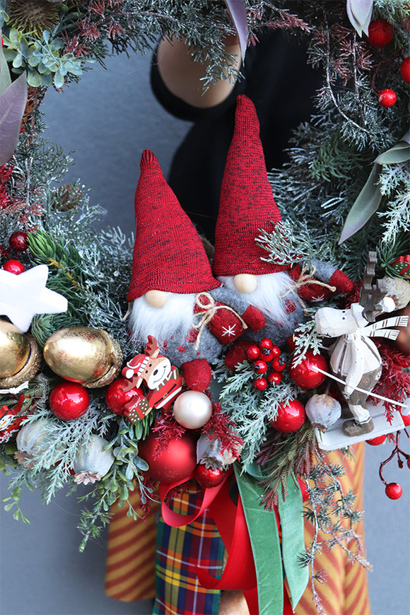 dekoracyjny wianek świąteczny, Skrzaty u Kasi, śr.55cm  