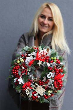 Zimowa Oaza, świąteczny wianek do powieszenia, śr.33cm