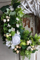 Abril 2, biały asymetryczny wianek, śr.38cm 