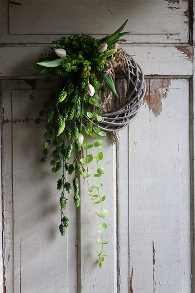 Chmiello, wiosenny wianek na drzwi z gumowymi tulipanami, śr.30cm 