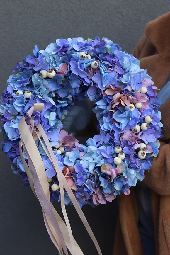 Asenia Hortensja Blue, wianek na drzwi