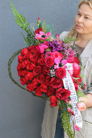 Dzień Mamy, dekoracja nagrobna w kształcie serca