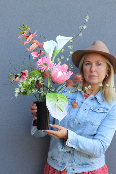 Loreta, nowoczesny komplet dekoracji nagrobnych, kompozycja & bukie