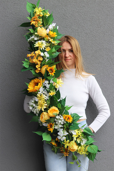 Słonecznikowy Gaj, bogata girlanda kwiatowa