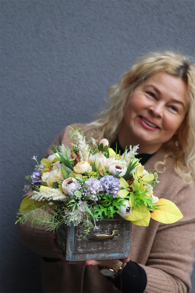 Menita, kompozycja marynistyczna w szufladzie