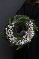 Sporty Zimowe, zimowy wianek w sportowym klimacie, śr.35cm	