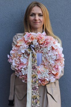 OD RĘKI Hortensje Jesienne, wianek na drzwi z hortensji, śr.37cm 