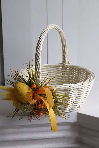 Żółte Jajo, dekorowany koszyczek wielkanocny