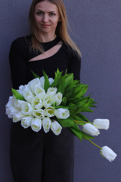 Serce Tulippo 2, dekoracja nagrobna w misie