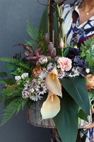 Bellasja Kalla, nowoczesna kompozycja nagrobna w skrzynce