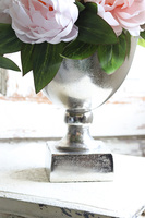 kompozycja z peoniami w pucharze, Pucharro Pink, wym.40x33cm 