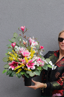 OD RĘKI Moko Spring 2, bukiet nagrobny we wkładzie do wazonu, dł.43cm