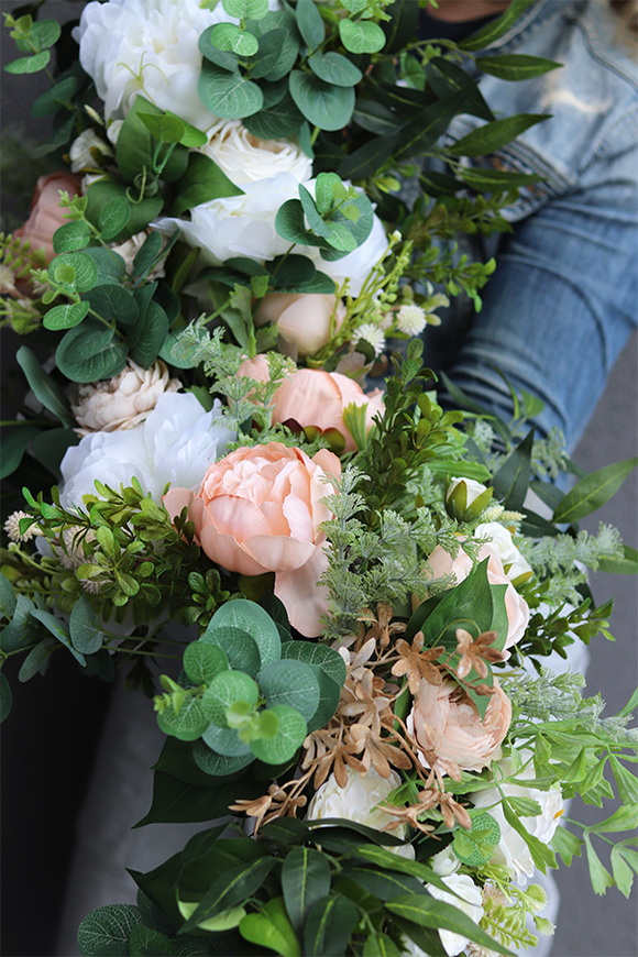 Mirabella, dekoracyjna girlanda kwiatowa