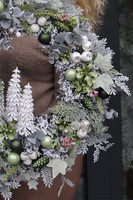 Leśny Zimowy, wianek bożonarodzeniowy z choinkami