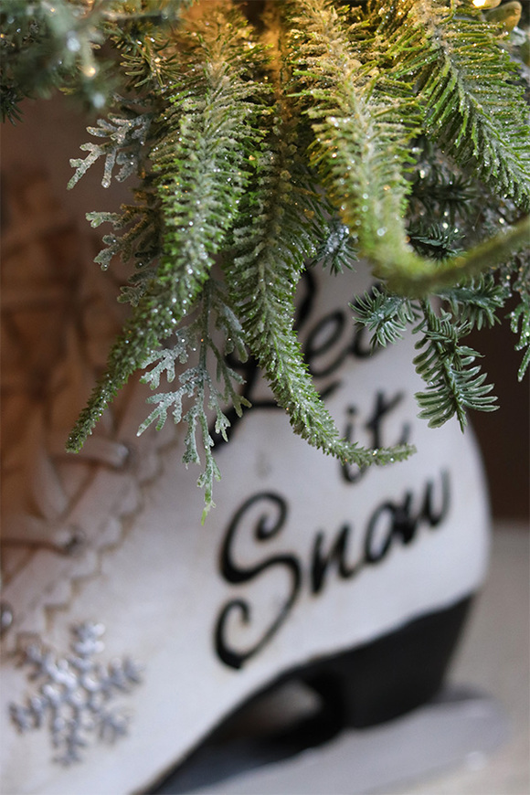 Łyżwy Figurowe, adwentowy stroik ze świecami w łyżwach