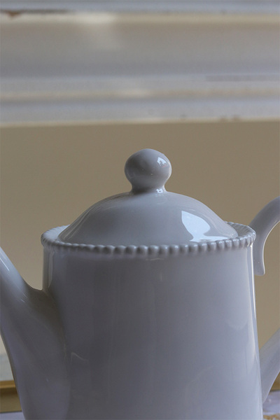 Parma, dzbanek porcelanowy imbryk biały