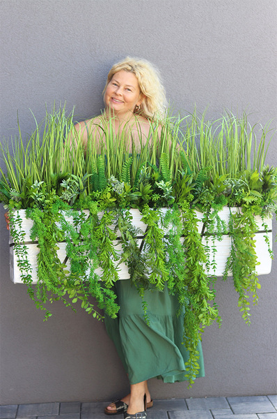 Agneso Greenoso, kompozycja we wkładzie do Twojej donicy