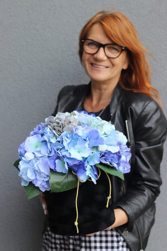 Blueta, flowerbox niebieskie hortensje