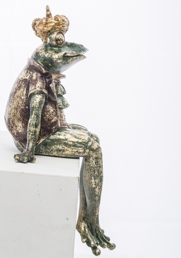 Żaba Król siedząca, wym.29.5x17.5x14cm 