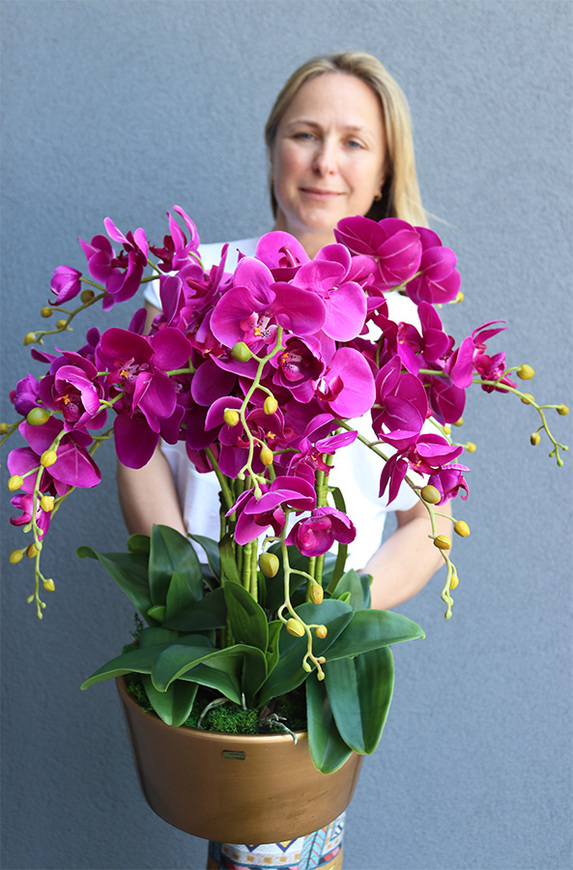 fuksjowy storczyk w złotej donicy, Hedrato Malaga, wys.53cm 