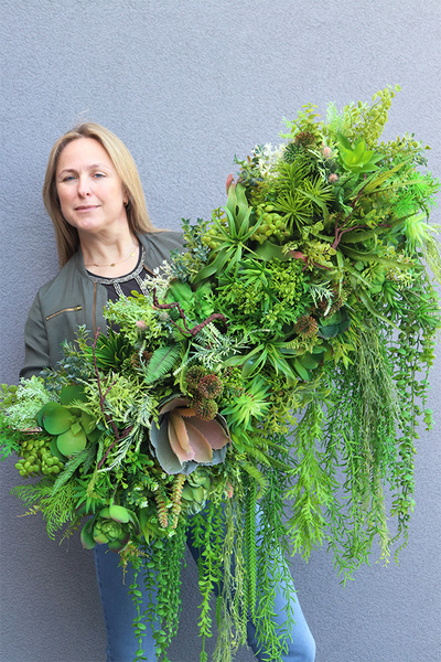 Dalila 4, kompozycja sukulenty do twojej donicy, wym.44x85x35cm