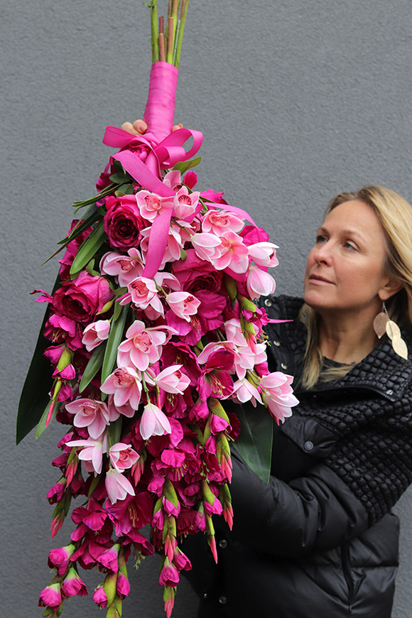 Mieczyki Róż, bukiet nagrobny do położenia